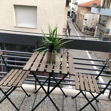 Olive - Happyhostgr - Downtown Apartment Volos Eksteriør billede