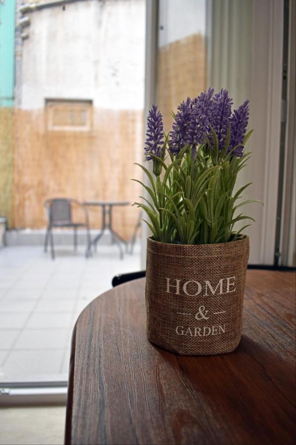 Olive - Happyhostgr - Downtown Apartment Volos Eksteriør billede