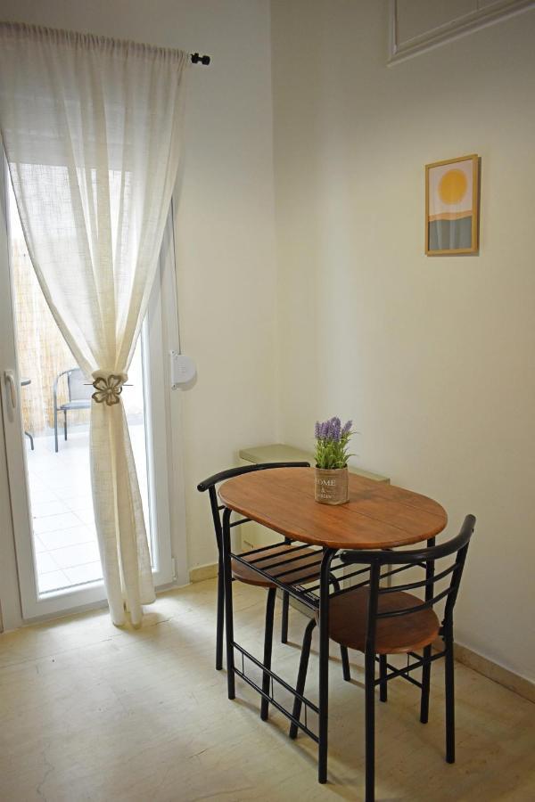Olive - Happyhostgr - Downtown Apartment Volos Eksteriør billede
