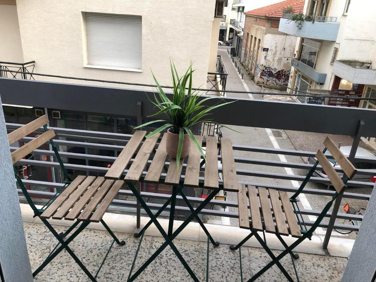 Olive - Happyhostgr - Downtown Apartment Volos Eksteriør billede