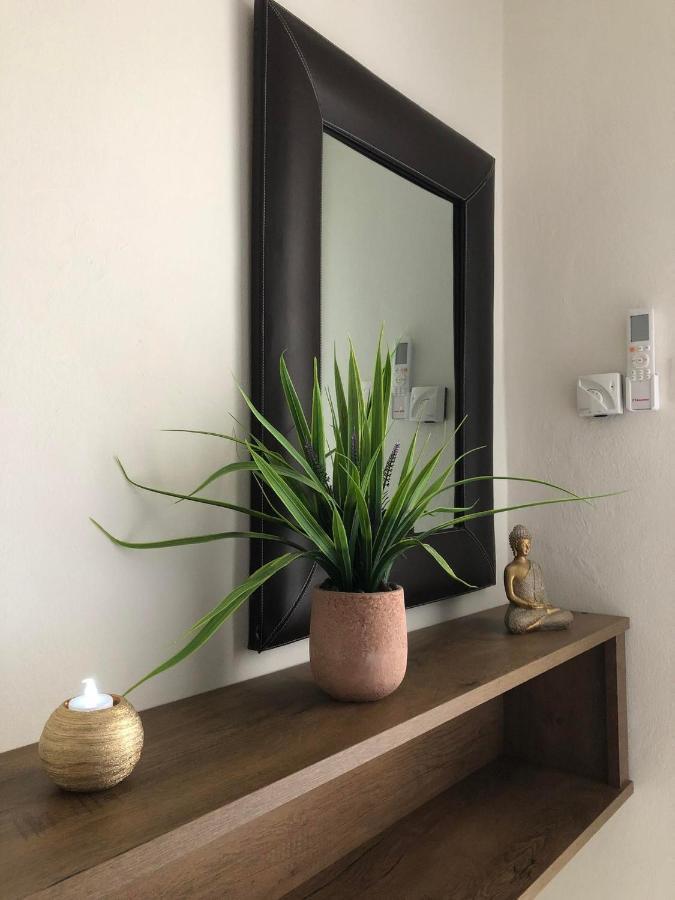 Olive - Happyhostgr - Downtown Apartment Volos Eksteriør billede